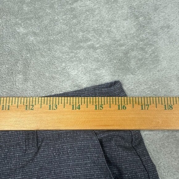 Pebble Beach Mens Size 32 Gray Stretch Polyester Spandex Golf Shorts 6962 - Picture 2 of 6